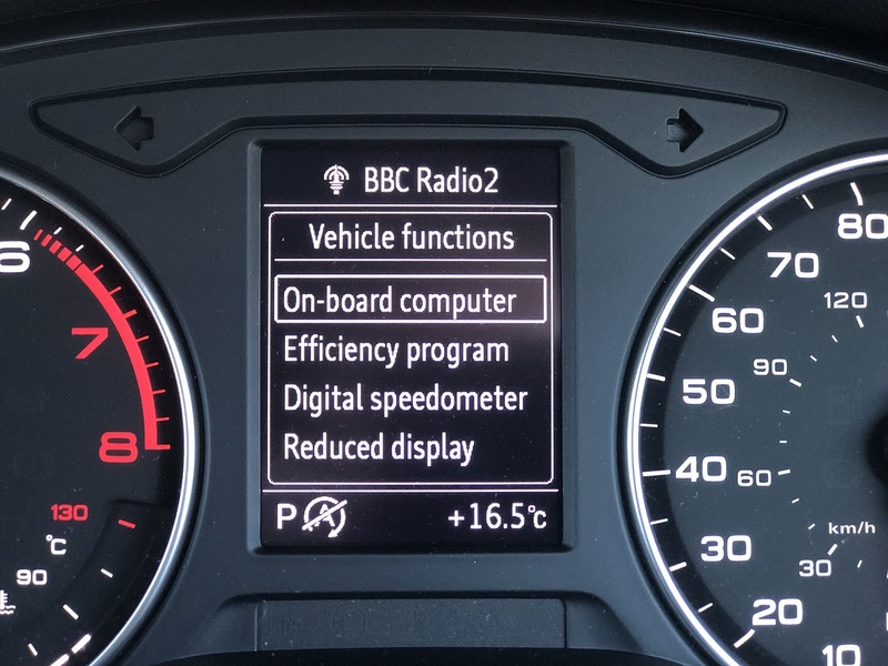 Audi Q2 TFSI CoD S line - U1575