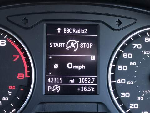 Audi Q2 TFSI CoD S line - U1575