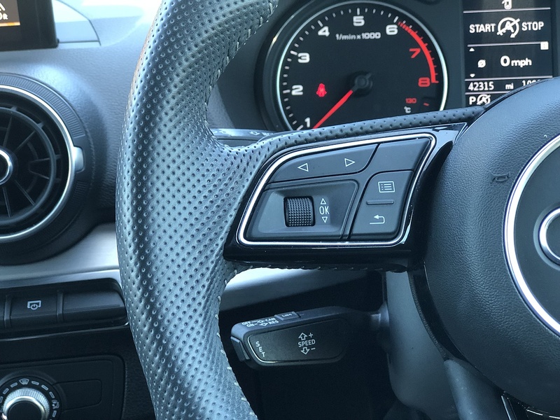 Audi Q2 TFSI CoD S line - U1575