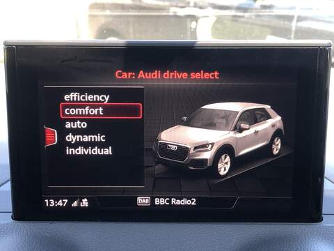 Audi Q2 TFSI CoD S line - U1575