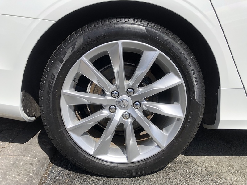 Volvo V90 T4 Momentum Plus - U1603