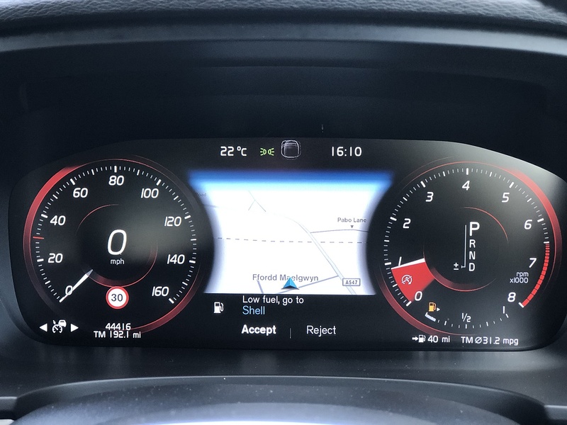 Volvo V90 T4 Momentum Plus - U1603