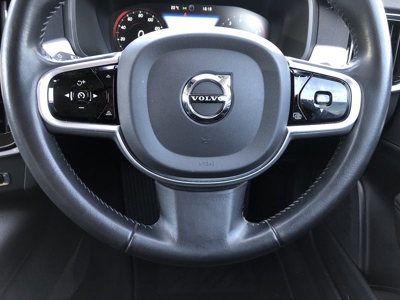 Volvo V90 T4 Momentum Plus - U1603