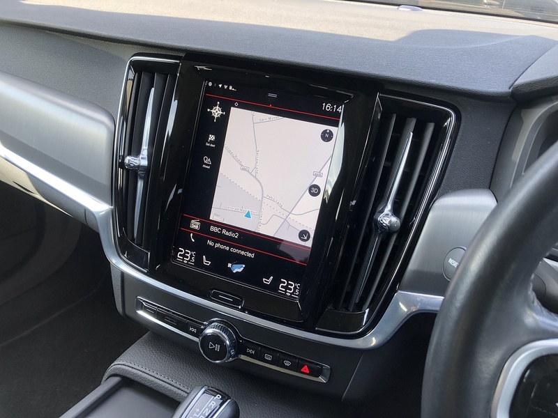 Volvo V90 T4 Momentum Plus - U1603