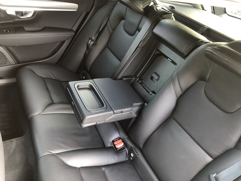 Volvo V90 T4 Momentum Plus - U1603