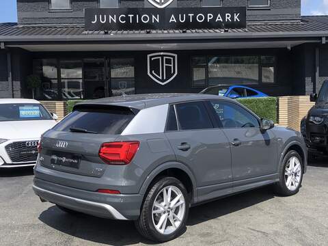 Audi Q2 TDI S line - U1610