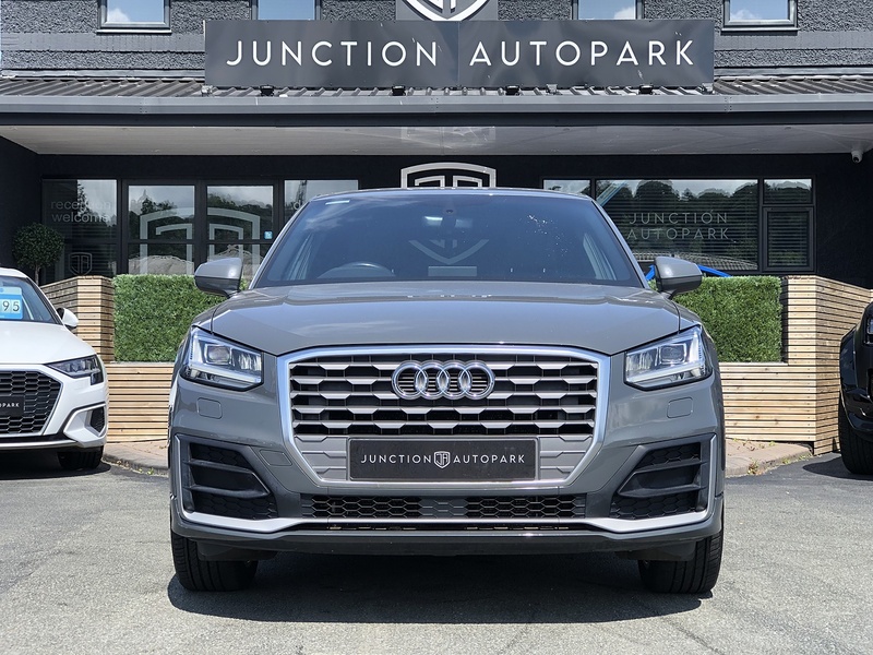 Audi Q2 TDI S line - U1610