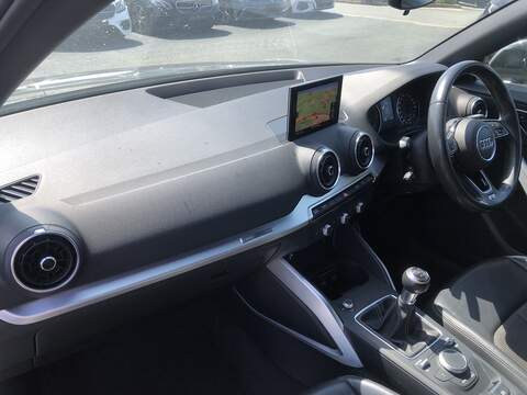 Audi Q2 TDI S line - U1610