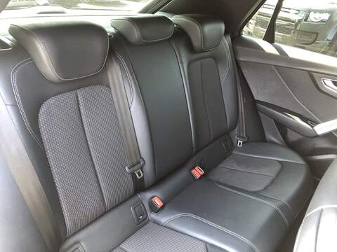 Audi Q2 TDI S line - U1610