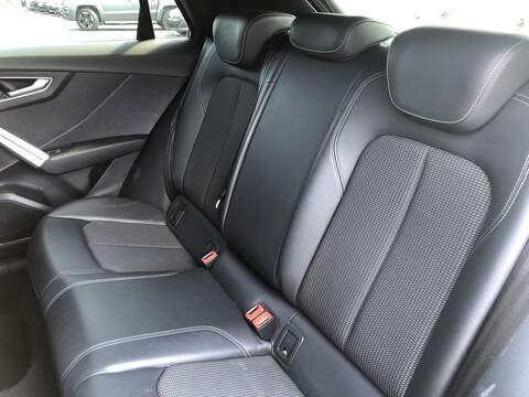 Audi Q2 TDI S line - U1610