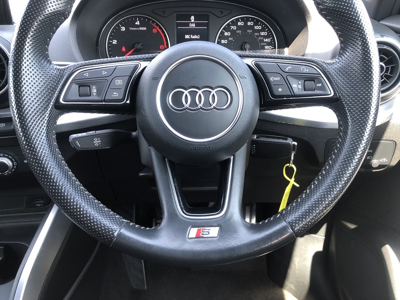 Audi Q2 TDI S line - U1610