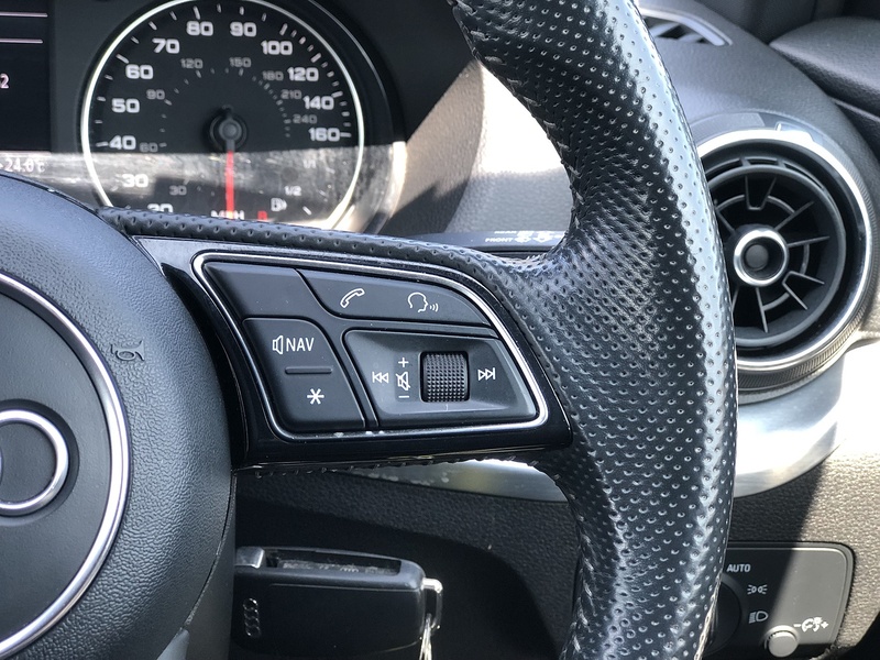 Audi Q2 TDI S line - U1610