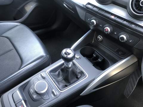 Audi Q2 TDI S line - U1610