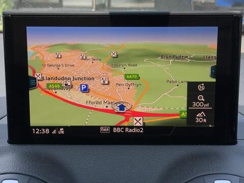 Audi Q2 TDI S line - U1610