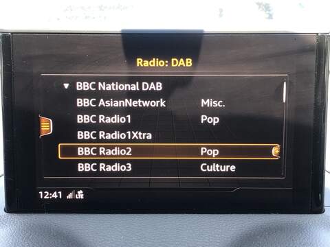 Audi Q2 TDI S line - U1610