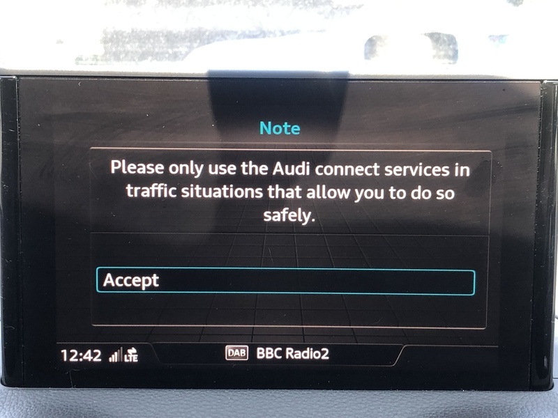 Audi Q2 TDI S line - U1610