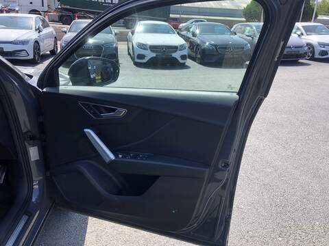 Audi Q2 TDI S line - U1610