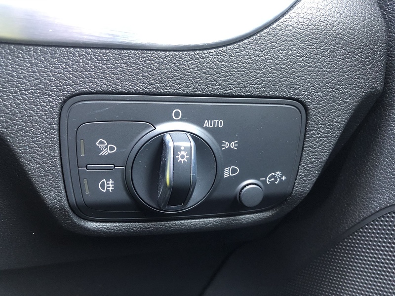 Audi Q2 TDI S line - U1610