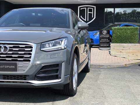 Audi Q2 TDI S line - U1610