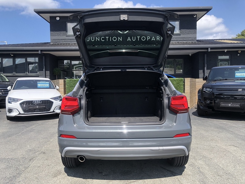 Audi Q2 TDI S line - U1610