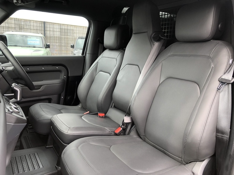 Land Rover Defender 90 D350 MHEV X-Dynamic HSE - U1619