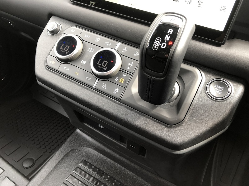 Land Rover Defender 90 D350 MHEV X-Dynamic HSE - U1619