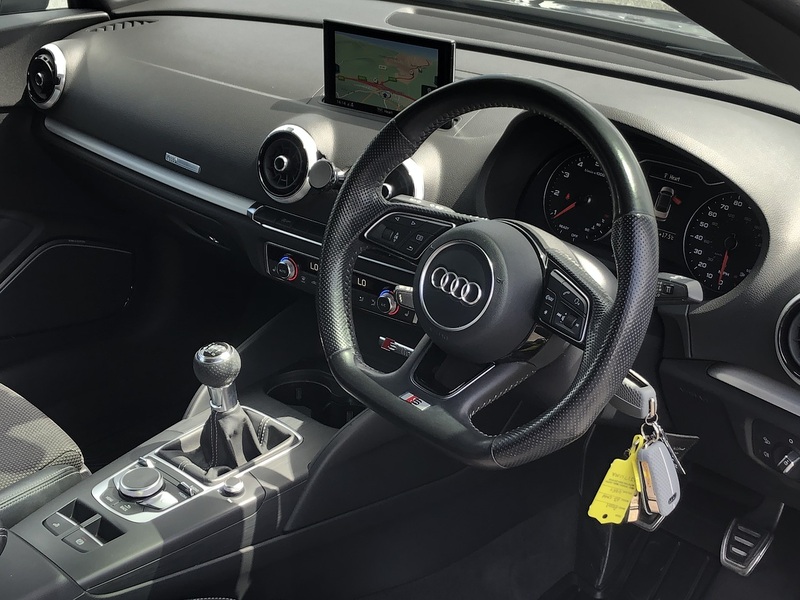 Audi A3 Cabriolet TFSI CoD S line - U1643