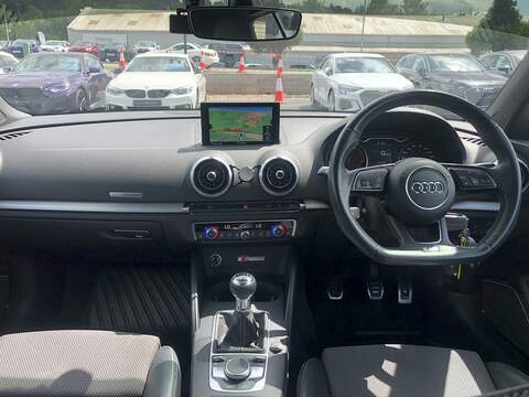 Audi A3 Cabriolet TFSI CoD S line - U1643