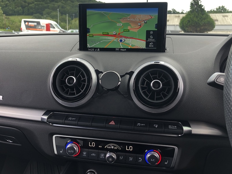 Audi A3 Cabriolet TFSI CoD S line - U1643