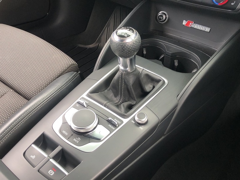 Audi A3 Cabriolet TFSI CoD S line - U1643