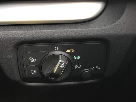 Audi A3 Cabriolet TFSI CoD S line - U1643