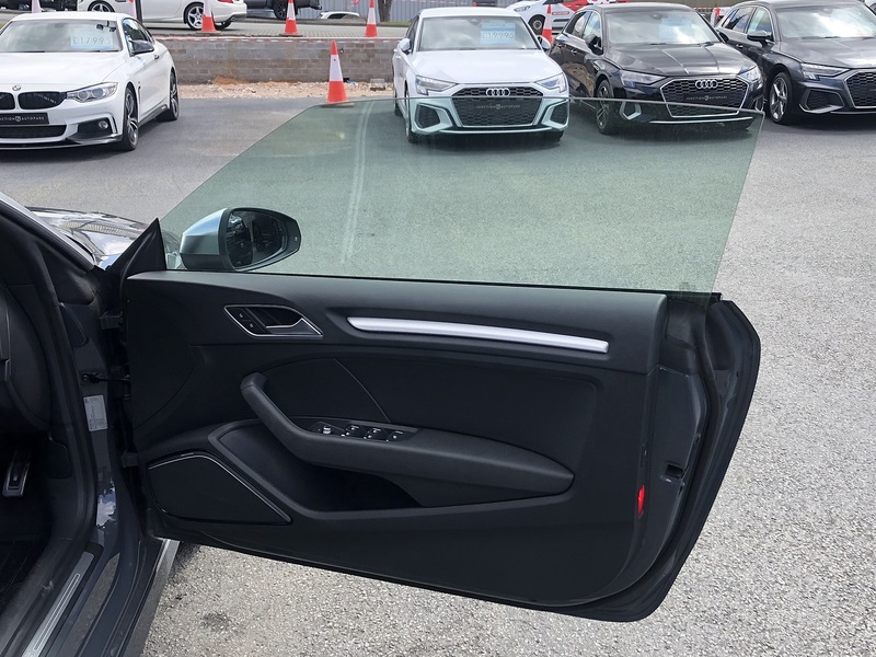 Audi A3 Cabriolet TFSI CoD S line - U1643