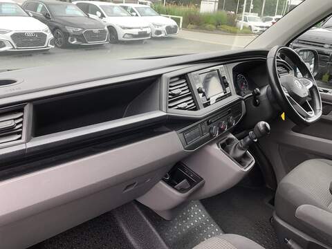 Volkswagen Transporter TDI T28 Startline - U1651