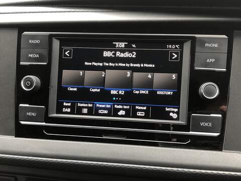 Volkswagen Transporter TDI T28 Startline - U1651