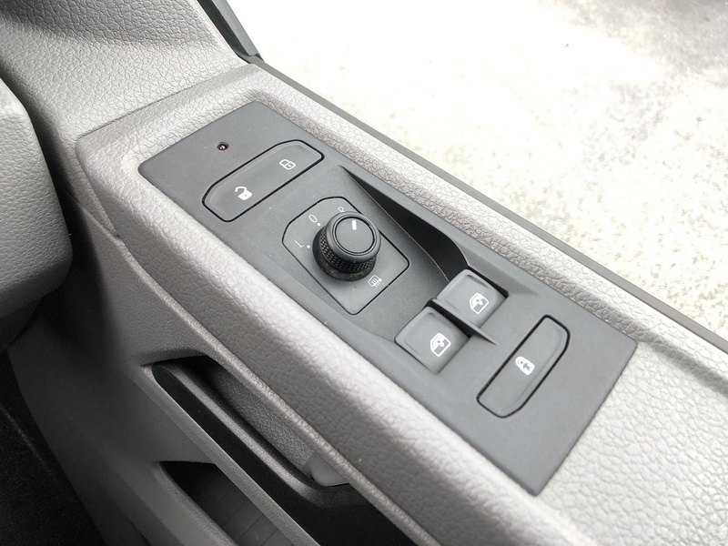 Volkswagen Transporter TDI T28 Startline - U1651