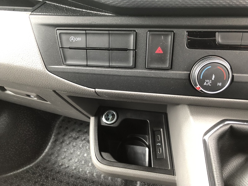 Volkswagen Transporter TDI T28 Startline - U1651