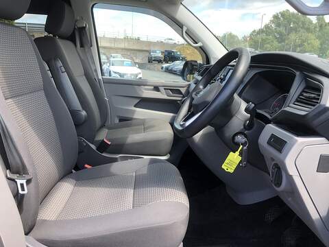 Volkswagen Transporter TDI T28 Highline - U1654