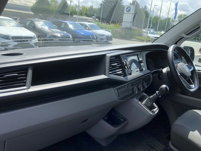 Volkswagen Transporter TDI T28 Highline - U1654