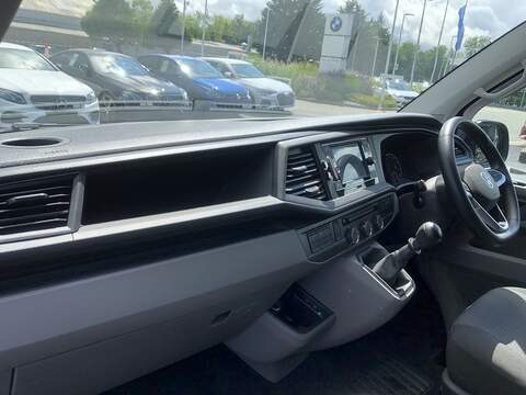 Volkswagen Transporter TDI T28 Highline - U1654