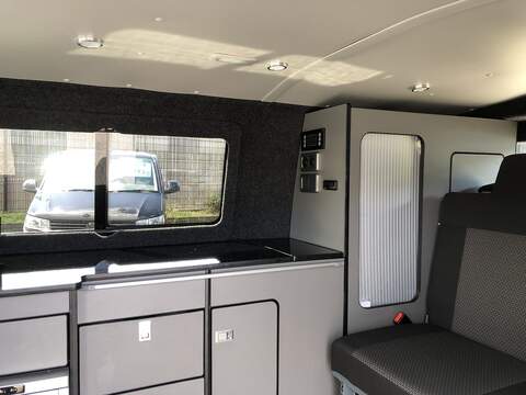 Volkswagen Transporter TDI T28 Highline - U1654