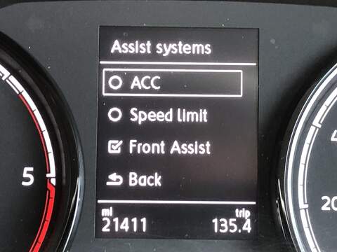 Volkswagen Transporter TDI T28 Highline - U1654