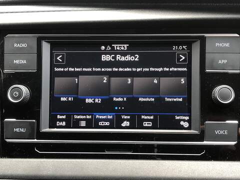 Volkswagen Transporter TDI T28 Highline - U1654