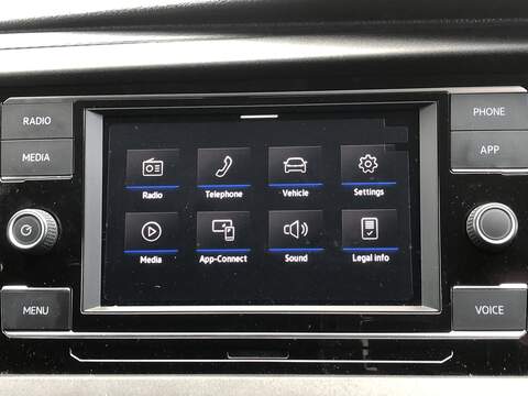 Volkswagen Transporter TDI T28 Highline - U1654