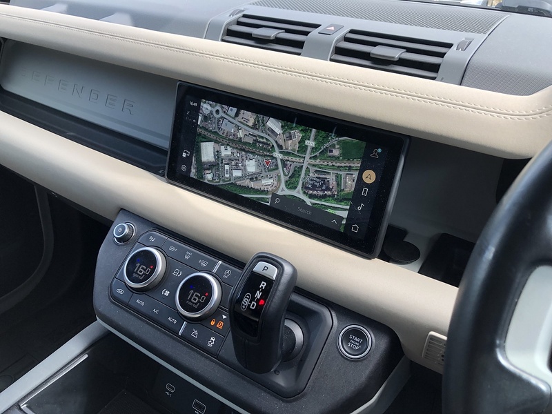 Land Rover Defender 110 D250 MHEV S - U1655