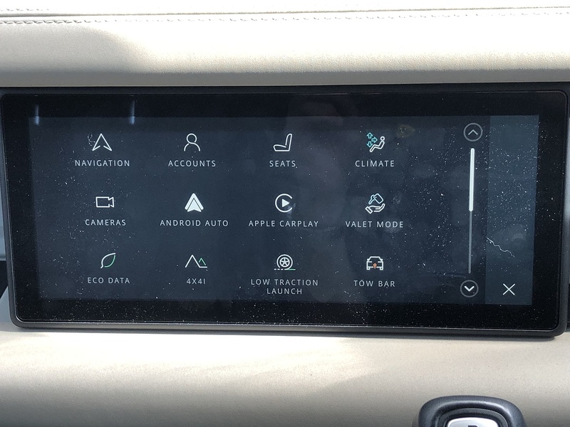 Land Rover Defender 110 D250 MHEV S - U1655