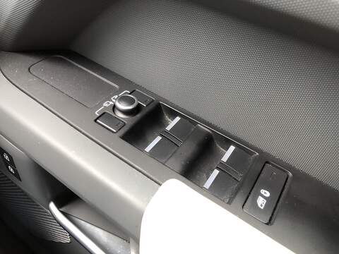 Land Rover Defender 110 D250 MHEV S - U1655