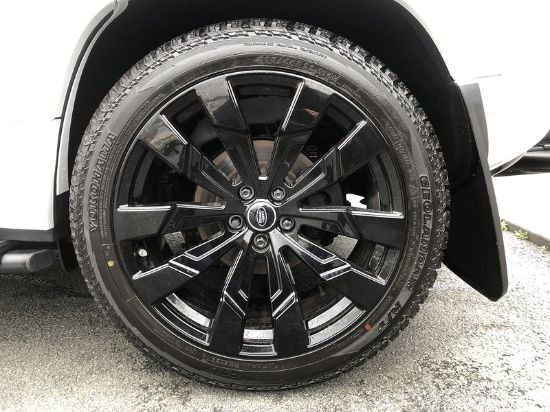 Land Rover Defender 110 D250 MHEV S - U1655