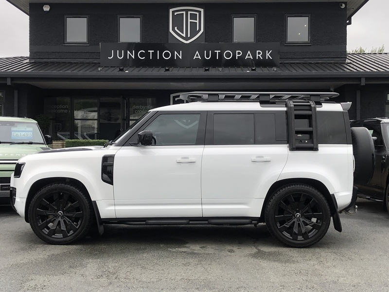 Land Rover Defender 110 D250 MHEV S - U1655