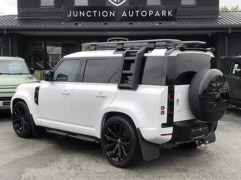 Land Rover Defender 110 D250 MHEV S - U1655