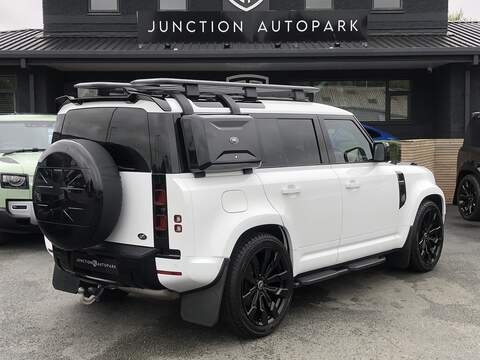 Land Rover Defender 110 D250 MHEV S - U1655